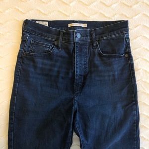 Levi’s Mile High Super Skinny Jeans / 29
